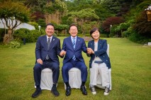 [이마 정치9단]차기 원내대표 선출 나선 與 &quot;명심 경쟁&quot; 野 &quot;친윤·친한 갈등&quot;