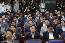 국민의힘 재선 16명 &quot;새 원내대표 선출 전에 의총 열어야&quot;