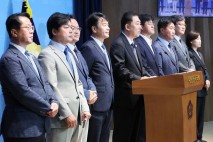 김병기 &quot;향후 6개월 개혁 골든타임…野 만남 정례화&quot;