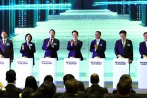 이재명 &quot;첨단 기술시대 우리가 선도&quot;…울산서 'AI' 강국 도약 첫발