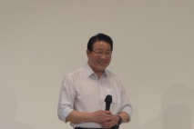 김진홍 부산 동구청장, '헬멧 쓴 구청장' 출판기념회 열어