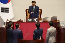 李 ‘협치’ 뜻 밝힌 다음날… 민주, 국회 상임위 독식