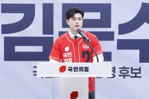 국힘 의총서 '김용태 거취·당개혁안' 격론…