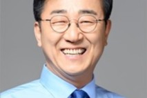 김윤덕 의원, 더불어민주당 사무총장 ‘다섯 번째’ 유임
