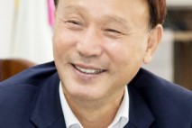강임준 군산시장 3선 도전에 대해 ‘열심히 노력하고 있다’ 밝혀