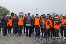 파주시·원예봉사단체 ‘꽃으로’, 생태계교란 야생식물 제거 활동