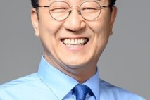 김윤덕 의원, 더불어민주당 사무총장에 '다섯 번째' 유임