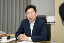 민선 8기 3주년 맞은 원강수 원주시장, 시민과 소통 나서