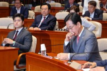 국민의힘, 내란특검 계기로 해산?..추경호, 의총서 대비 논의