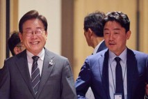 극한직업 강훈식 비서실장 