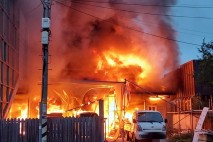 신동 창고 불…상가 번져 6천만 원 피해