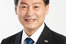 "진안, 수변 규제 넘고 체류형 관광지로"…전춘성 군수, 민선8기 3년 성과 및 남은 1년 비전 발표