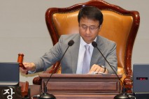 예결위 추경안 심사 첫날부터 파행…국민의힘 “일방적 일정 통보” 집단 퇴장