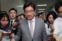 권성동, 윤석열의 ‘검은 그림자’