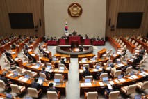 추경 심사 돌입…여 “내달 4일까지 처리”-야 “당선축하금 안 돼”