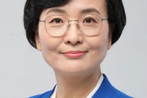 ‘법적 유령’ 외국인 아동 4천명… 국회, 출생등록 법제화 본격 논의