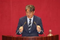 법사위 포함 4개 상임위원장 선출…국힘은 반발하며 퇴장