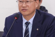 與 송재봉 "대북전단 등 위법행위 예방조치법 발의"