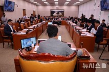 농해수위, '中 서해공정' 규탄 및 어업 질서 회복 촉구 결의안 의결