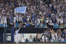 삼성, 연장 접전 끝에 두산에 6-3 승리…디아즈, 추격·끝내기 홈런 폭발
