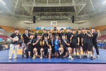 충북체고 레슬링팀 전국 대회 기염…금·은·동 7개, 단체 우승