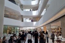 편의점 '미소', 백화점 '기대', 마트 '한숨'…이재명표 유통업계 표정