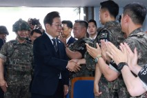 李공약 '사관학교 통합'…'육사+3사'부터 추진