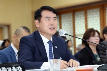 [단독] 이정선 교육감, '동창생 부정채용' 국감 위증 의혹