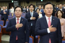 국민의힘 '송언석 비대위' 체제로비대위원에 '탄핵 반대' 박덕흠조은희