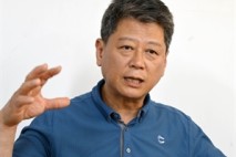 "금성전파사 옆 스타벅스…외국인 '핫플' 됐죠"
