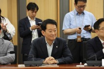 국힘 최은석 “김민석, 부채 갚고 막 써도 흑자 전환…기적의 돈 흐름”