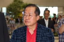 홍준표, 국민의힘 ‘정당해산’ 띄우기... 국민의힘 “도 넘었다” 비판