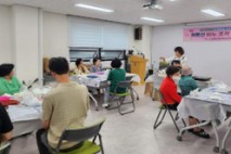 동구 송림1동 지역사회보장협의체, 어르신 ‘비누 조각 꾸미기’ 진행