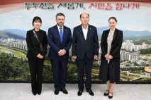 기획전이 맺어준 인연, 주한 라트비아 대사 동두천시 방문