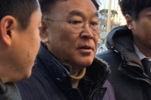 '성 비위·뇌물수수' 혐의 김진하 양양군수 징역 2년 실형(종합)