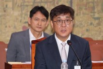 최휘영 &quot;숙박플랫폼 소비자불만 시정해야&quot;