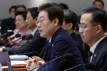 청문-추경 처리 앞두고… 李, 국무위원에 “선출권력 국회 존중해야”