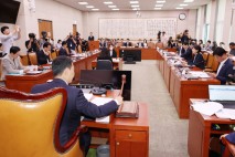 민주당, 상법 개정안에 ‘3% 룰’ 포함