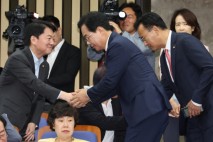 송언석, 국민의힘 혁신위원장에 안철수 전격 임명...보수 혁신 칼 든다