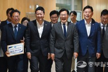 경기도 찾은 박찬대 