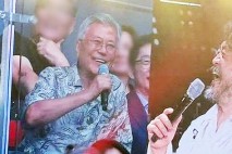 ‘탁현민 연출’ 김어준 콘서트에 등장한 문재인·김민석·정청래