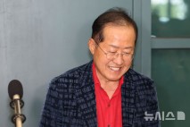 與 "국힘, 신천지와 무관하다면 모든 의혹 투명하게 밝혀야"