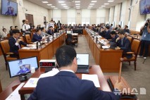 행안위, '13조 민생소비쿠폰' 추경안 처리…전액 국비로(종합)