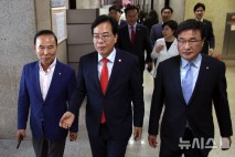 국힘, '송언석 비대위' 첫 회의…"이르면 금주 내 혁신위 출범"