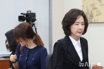 "초·중·고 법정수업일수?" "몰라"…이진숙, 교육현안 질문 진땀