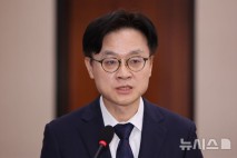 김정관, 美 시장 개방 압박 "모든 가능성 열린 엄중한 시기"