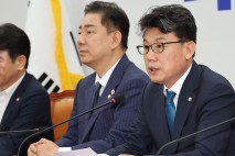 진성준 "부동산 시장 불안 이어지면 세제 카드 검토…최후의 수단"