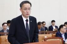 기재부 차관, 초고강도 부동산대책에 "가계부채 급증…불가피 시행"