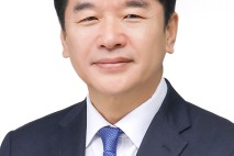 문진석 민주당 원내수석 “천안역 증·개축 원도심 르네상스의 시작, 큰 변화 기대해 달라”