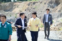 변광용 거제시장, 행정타운 조성사업 및 재난 취약지역 긴급 점검